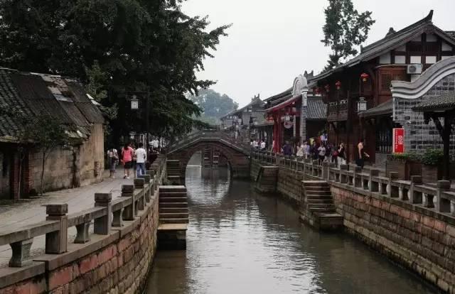 两名广西95后机车小伙的返乡之旅:骑行跨越800余公里