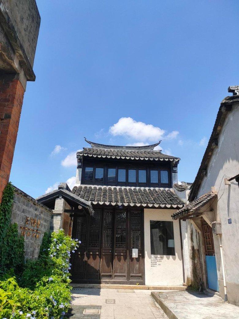 时尚太阳眼镜